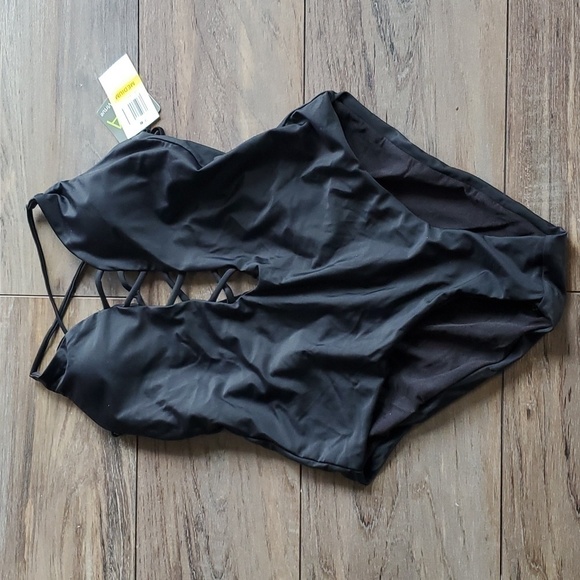 NWT Becca Rebecca By Virtue Womens Criss Cross Lattice One Piece Black Swim sz M - Picture 2 of 10